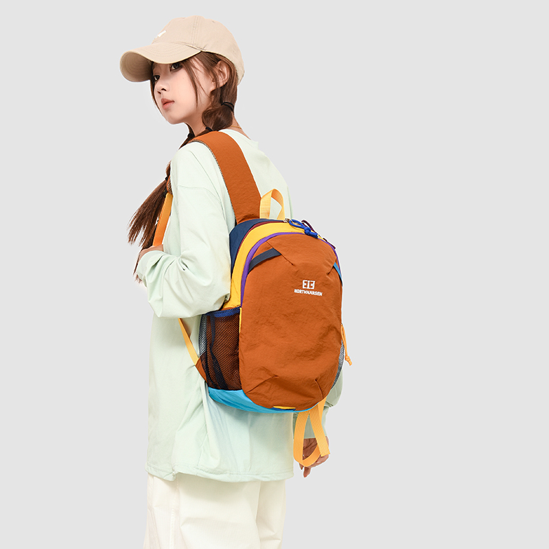Women Lightweight Travel Backp - Hiking Backpack Waterproof 评论和价格